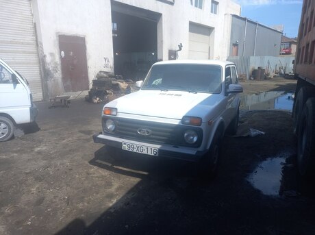 LADA (VAZ) Niva 2013