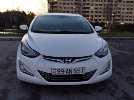 Hyundai Elantra 2012