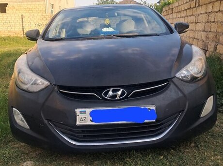 Hyundai Elantra 2011