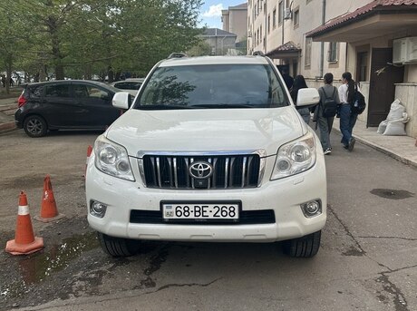Toyota Land Cruiser Prado 2012