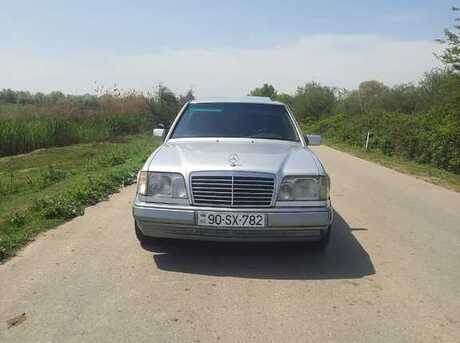 Mercedes E 220 1995