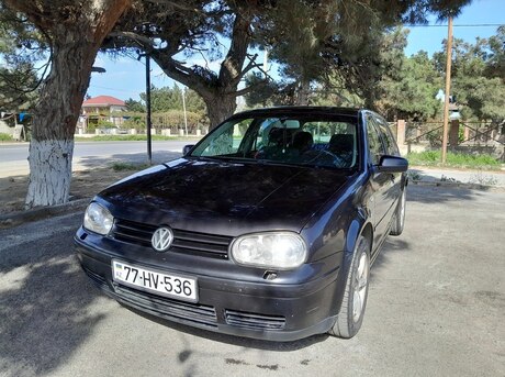 Volkswagen Golf 2003