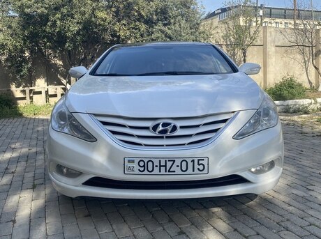 Hyundai Sonata 2010