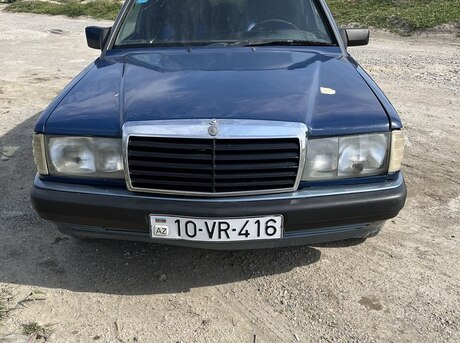 Mercedes 190 1990