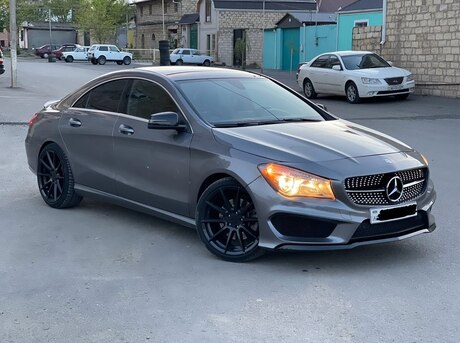 Mercedes CLA 250 2017