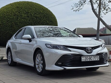 Toyota Camry 2018