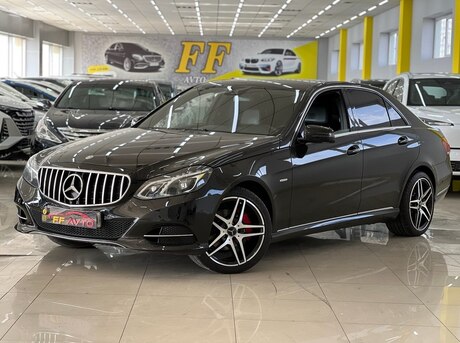 Mercedes E 200 2014