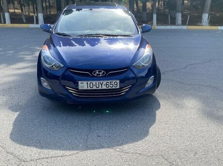 Hyundai Elantra 2011