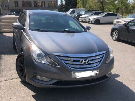 Hyundai Sonata 2012