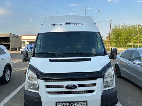 Ford Transit 2012