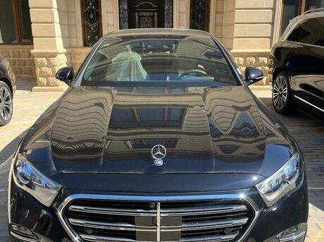 Mercedes E 300 2024