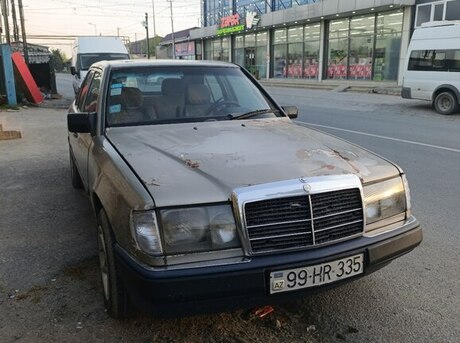 Mercedes E 250 1986