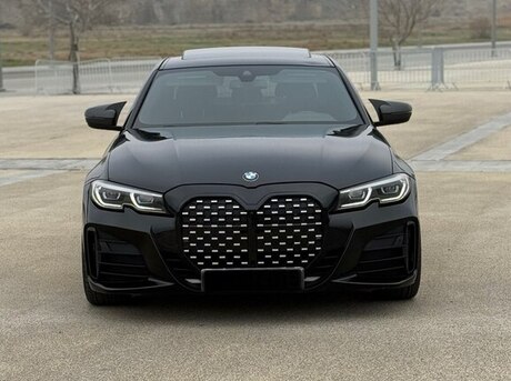 BMW 330 2020