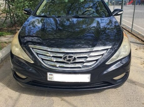 Hyundai Sonata 2011