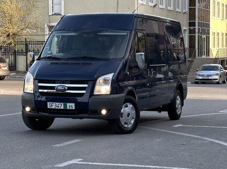 Ford Transit 2010