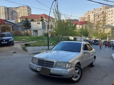 Mercedes C 180 1995