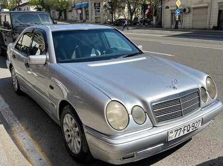 Mercedes E 230 1996