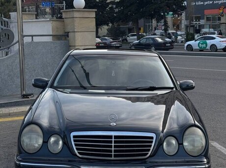 Mercedes E 240 2000