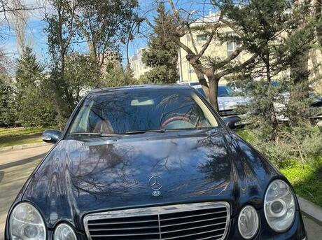Mercedes E 270 2003