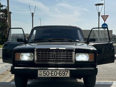 LADA (VAZ) 2107 2010