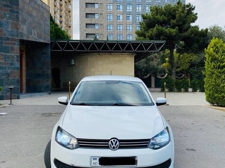 Volkswagen Polo 2015