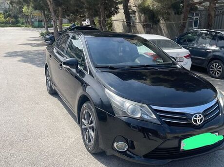 Toyota Avensis 2012