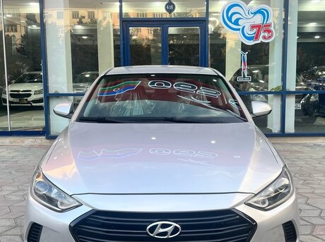 Hyundai Elantra 2017