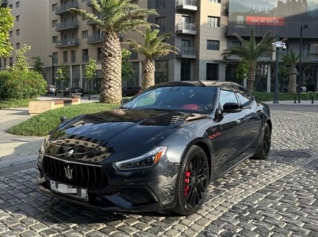 Maserati Ghibli 2021