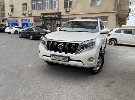 Toyota Land Cruiser Prado 2013