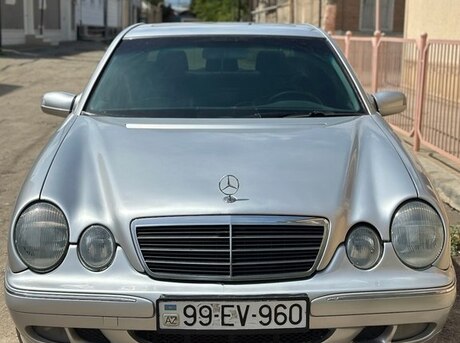 Mercedes E 200 2000