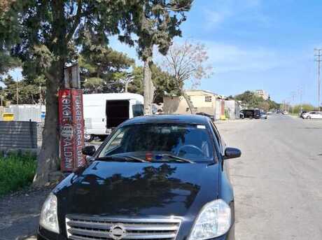 Nissan Teana 2004