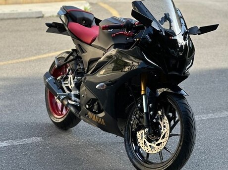 Yamaha R15 V4 2023