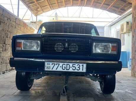 LADA (VAZ) 2107 2001
