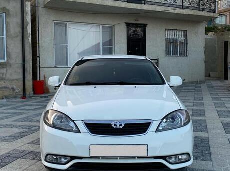 Daewoo Gentra 2014