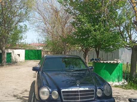 Mercedes E 220 d 1998