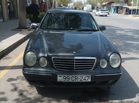Mercedes E 270 2000