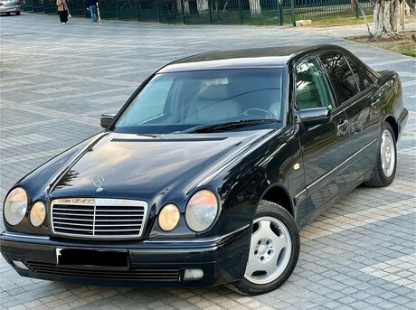 Mercedes E 220 d 1999