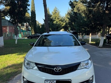 Toyota Camry 2012