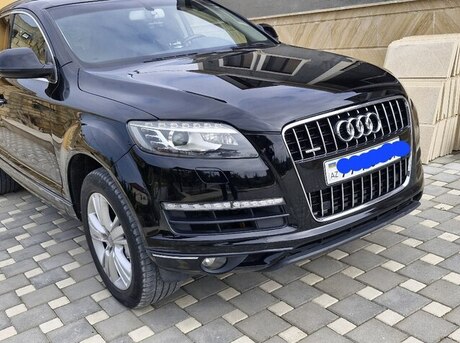 Audi Q7 2011