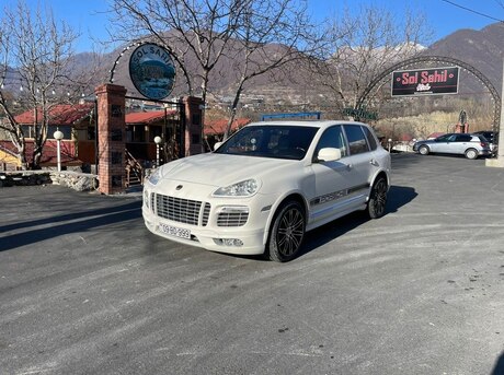 Porsche Cayenne GTS