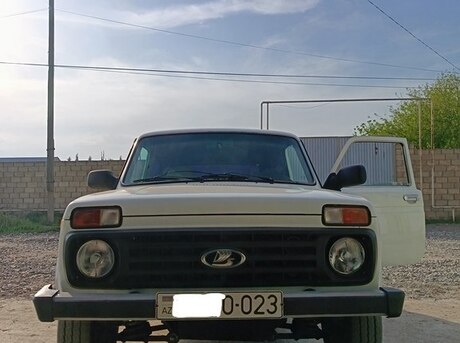 LADA (VAZ) Niva 2012