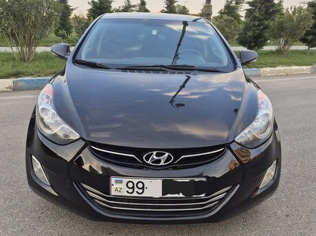 Hyundai Elantra 2011