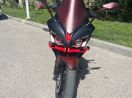 Bajaj Pulsar RS 200 2024