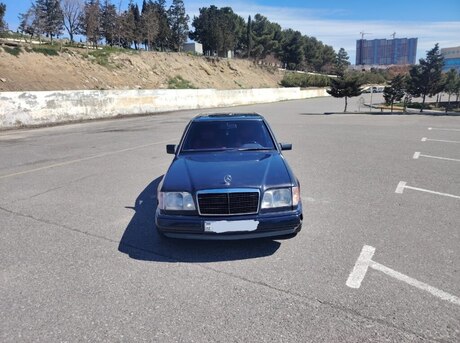 Mercedes E 280