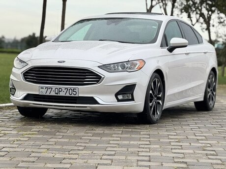 Ford Fusion 2020