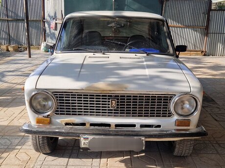 LADA (VAZ) 21011 1975