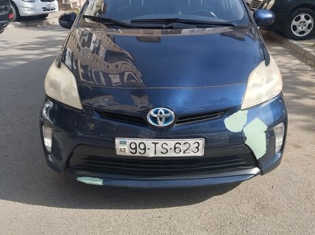 Toyota Prius 2012