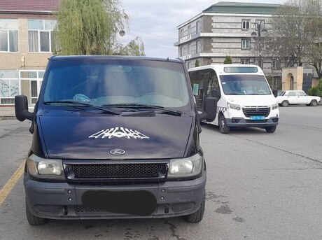 Ford Transit 2001
