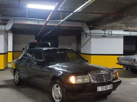Mercedes 190 1989