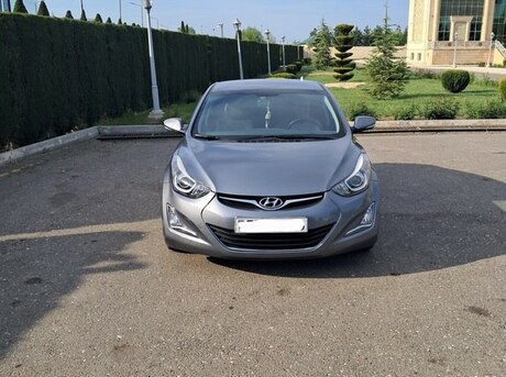Hyundai Elantra 2015